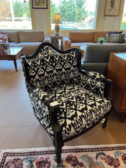 Black White Accent Chair Everett Consignment