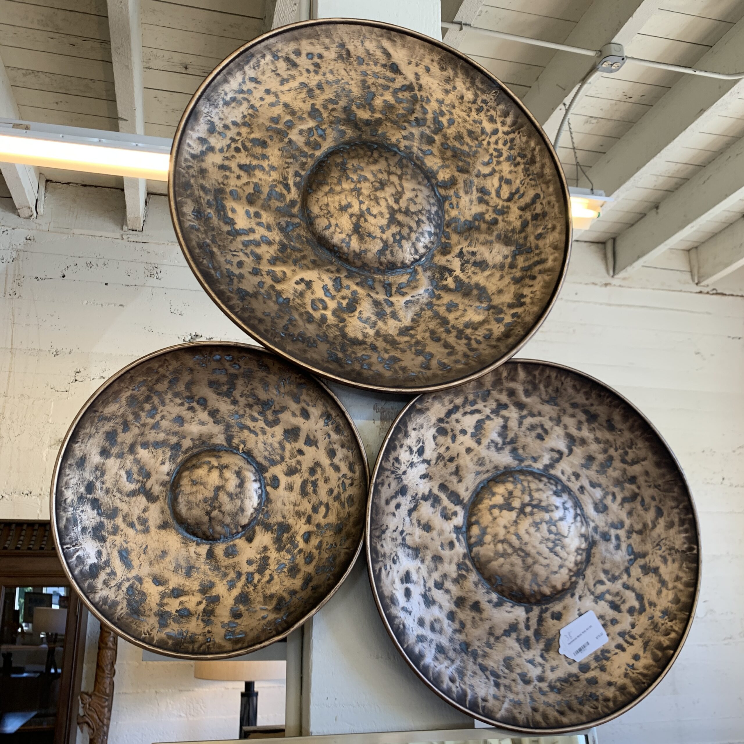 Hammered Metal Wall Art – Everett Consignment